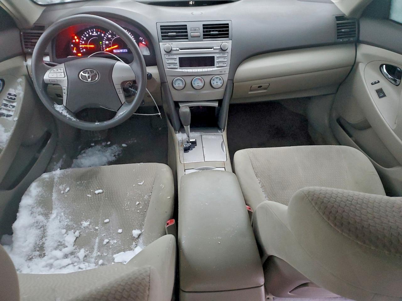 2011 TOYOTA CAMRY