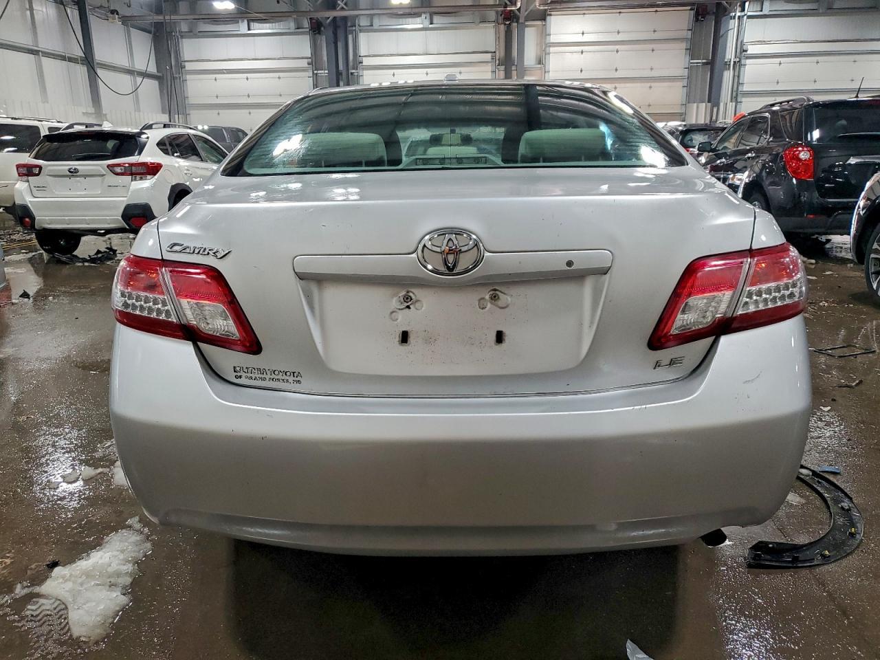2010 TOYOTA CAMRY