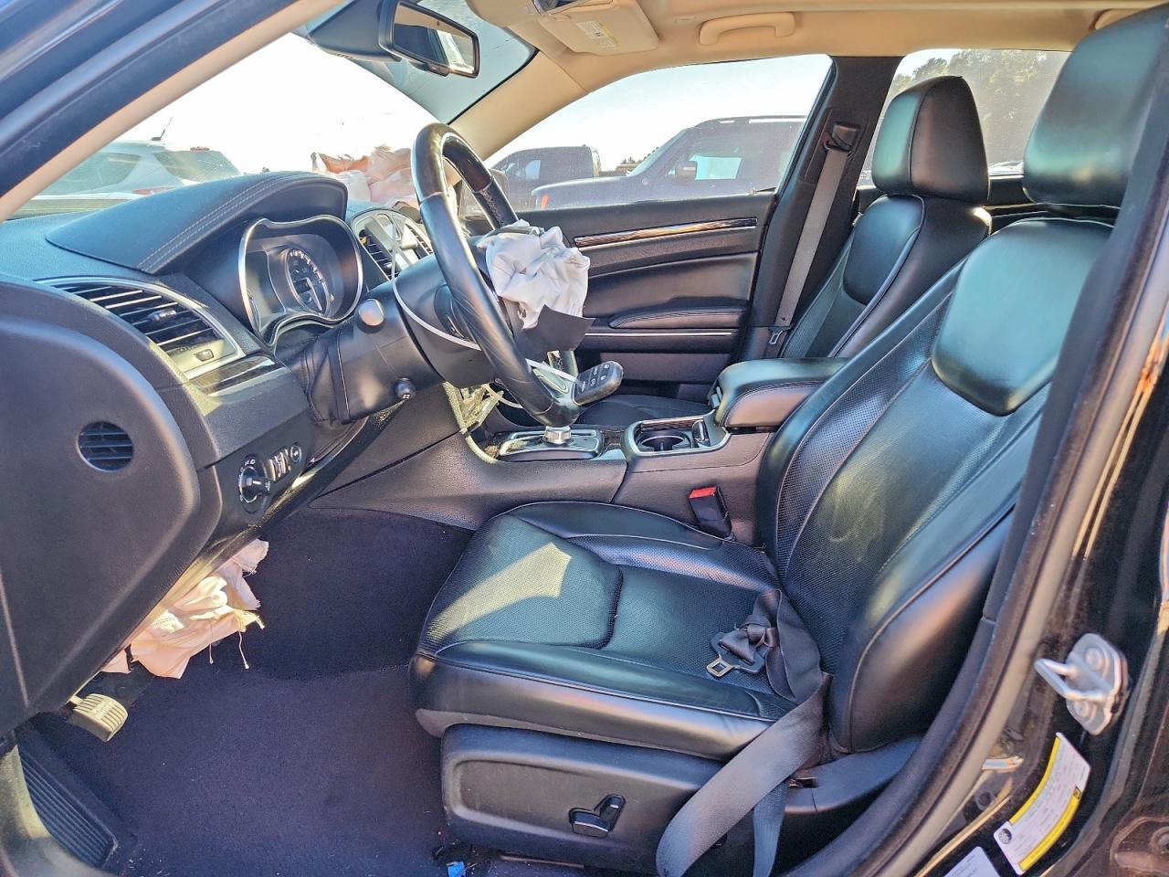 2017 CHRYSLER 300