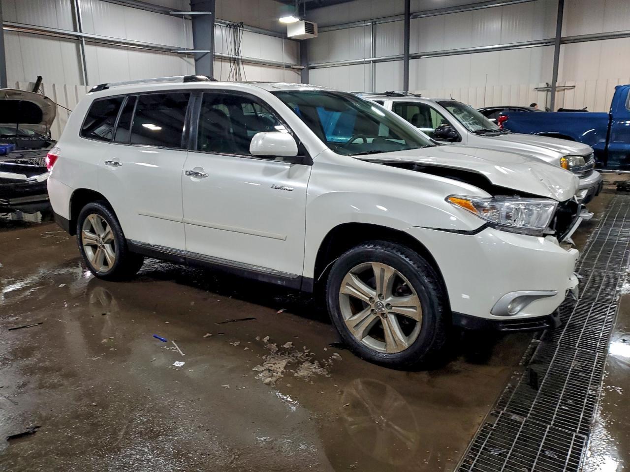 2012 TOYOTA HIGHLANDER