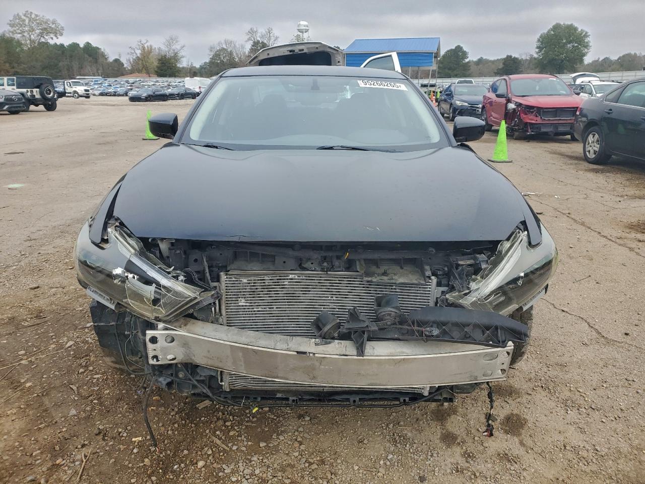 2016 NISSAN Maxima