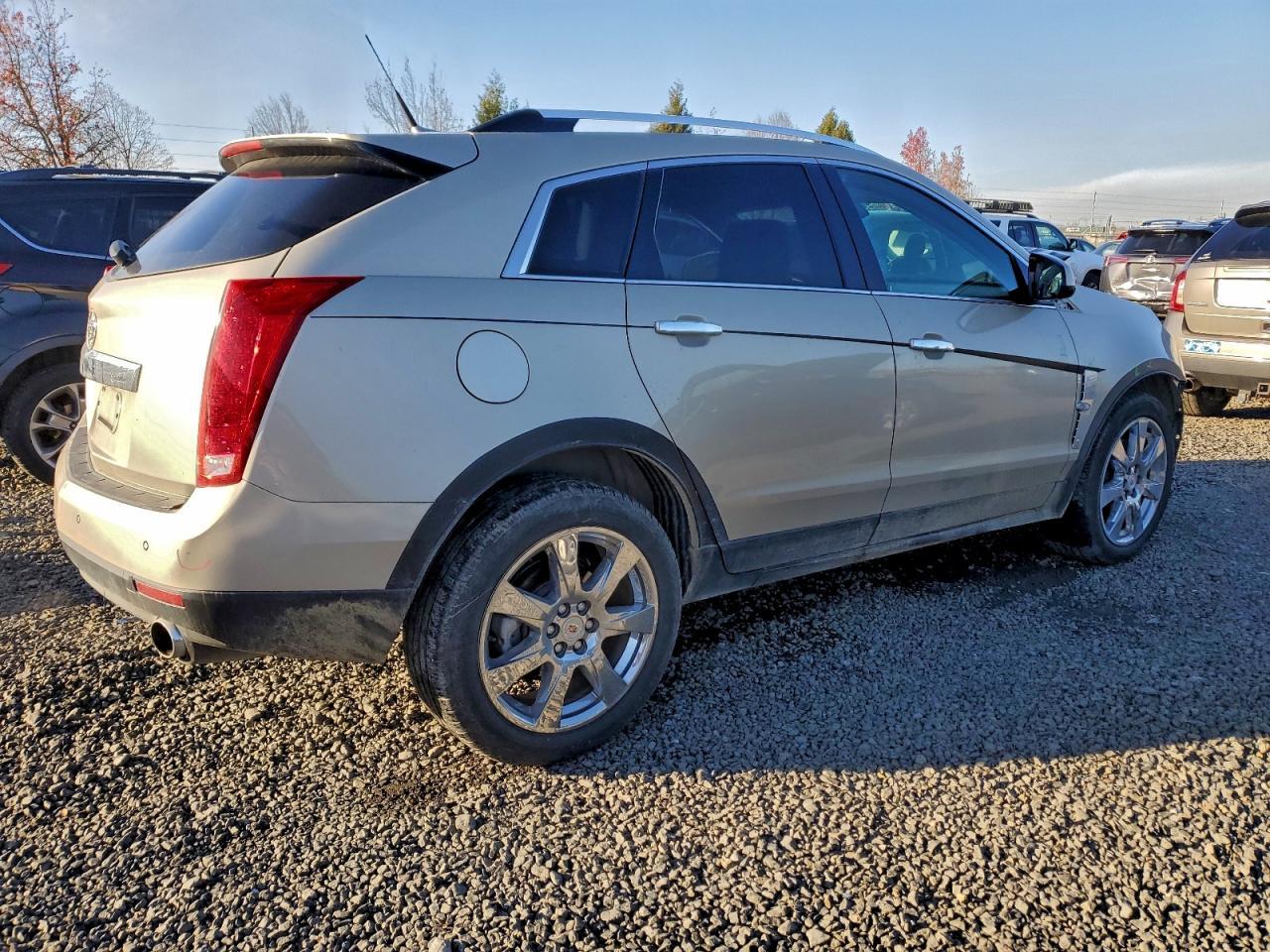 2010 CADILLAC SRX