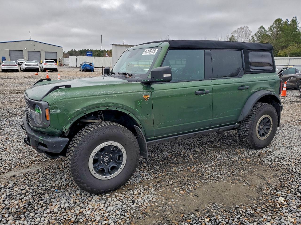 2024 FORD Bronco