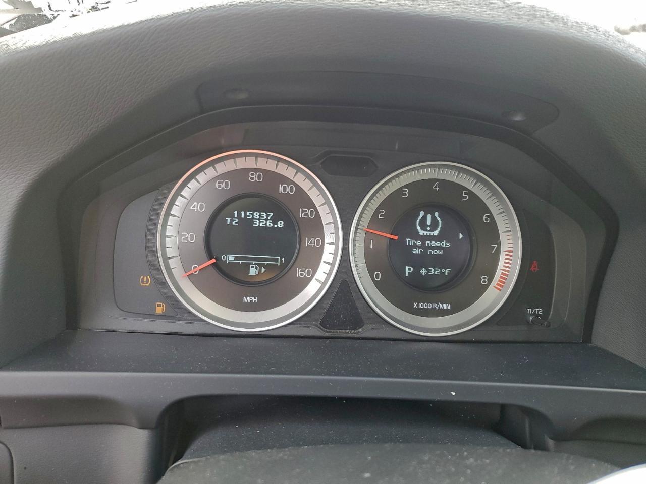 2013 VOLVO S60