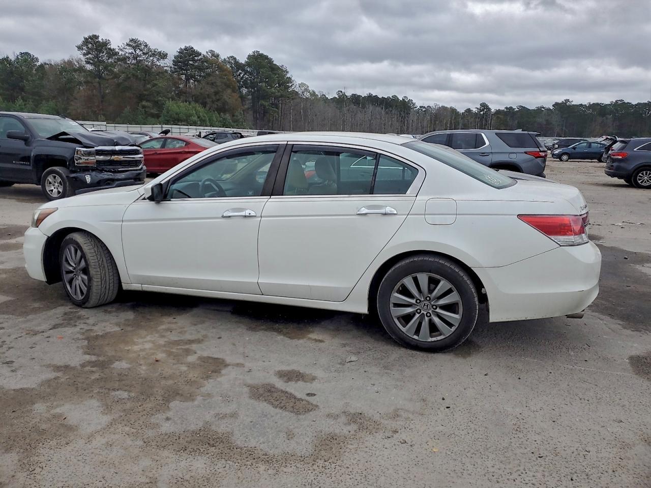 2012 HONDA ACCORD
