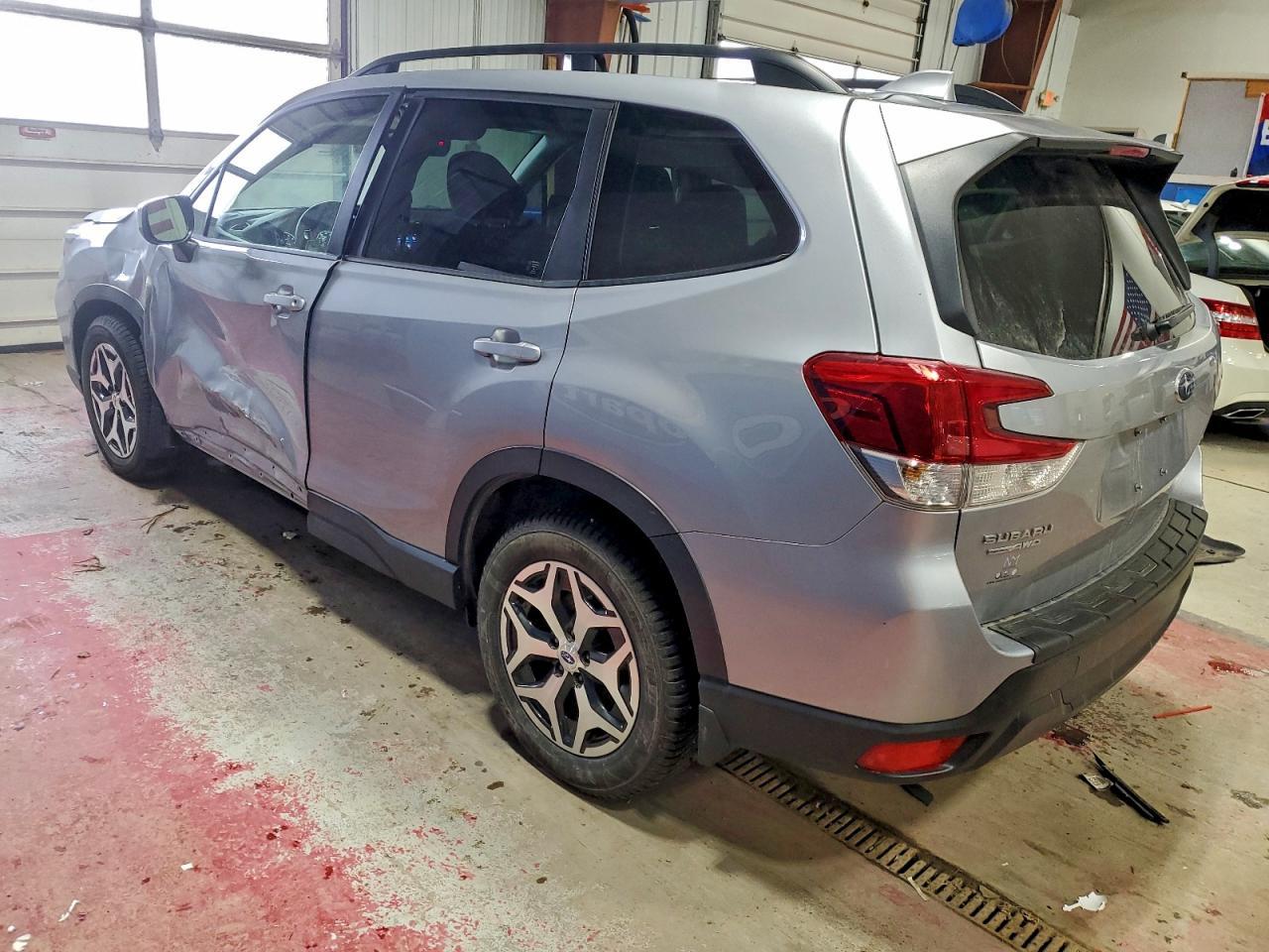 2020 SUBARU FORESTER