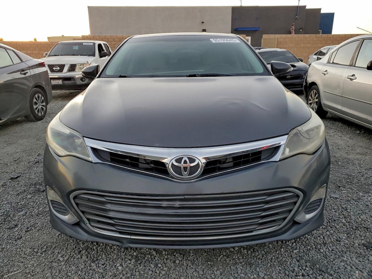 2014 TOYOTA Avalon
