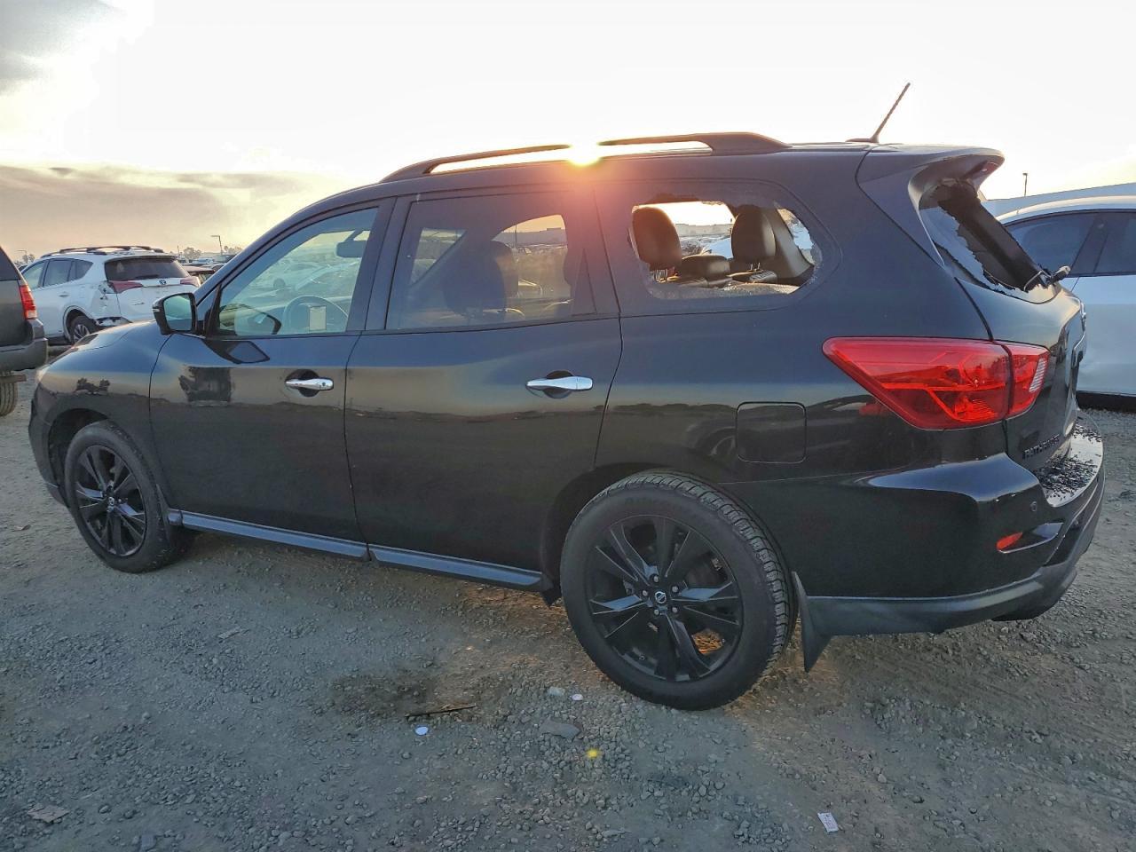 2018 NISSAN PATHFINDER