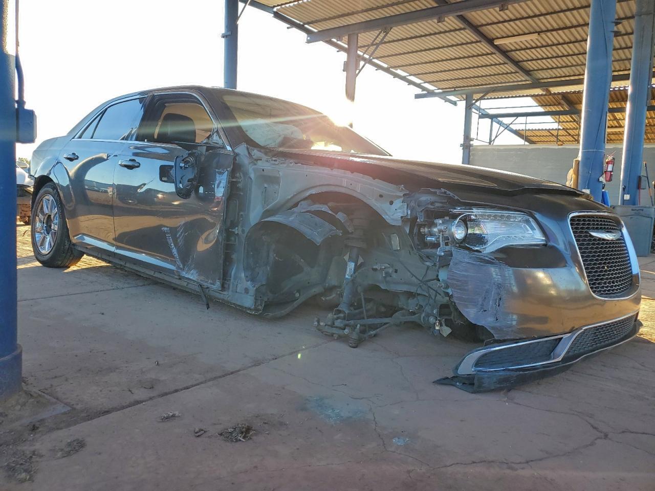 2016 CHRYSLER 300