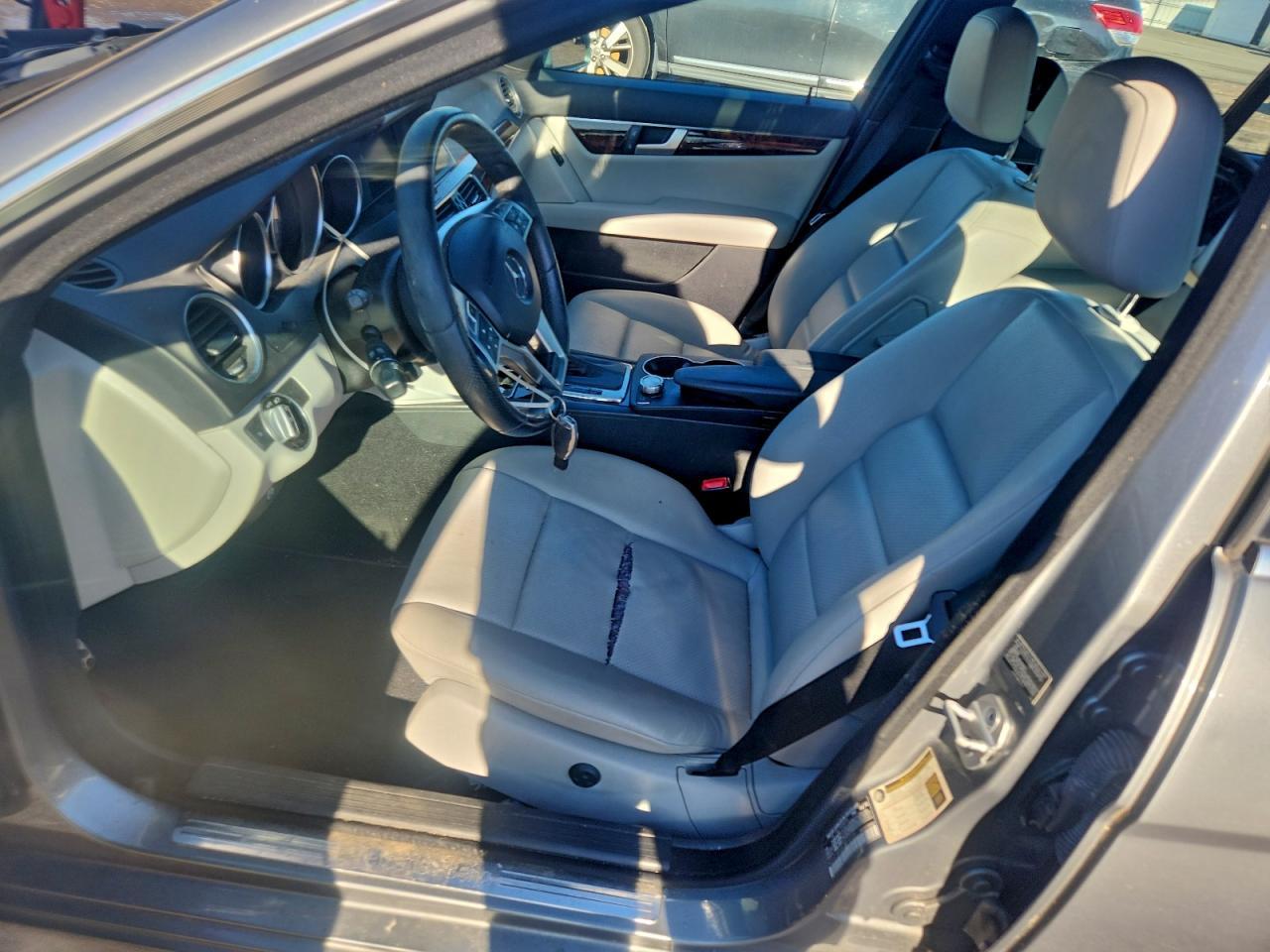 2012 MERCEDES-BENZ C-CLASS