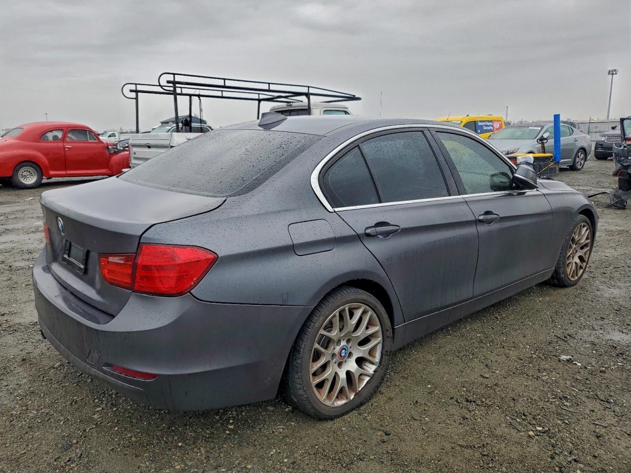 2013 BMW 3 SERIES