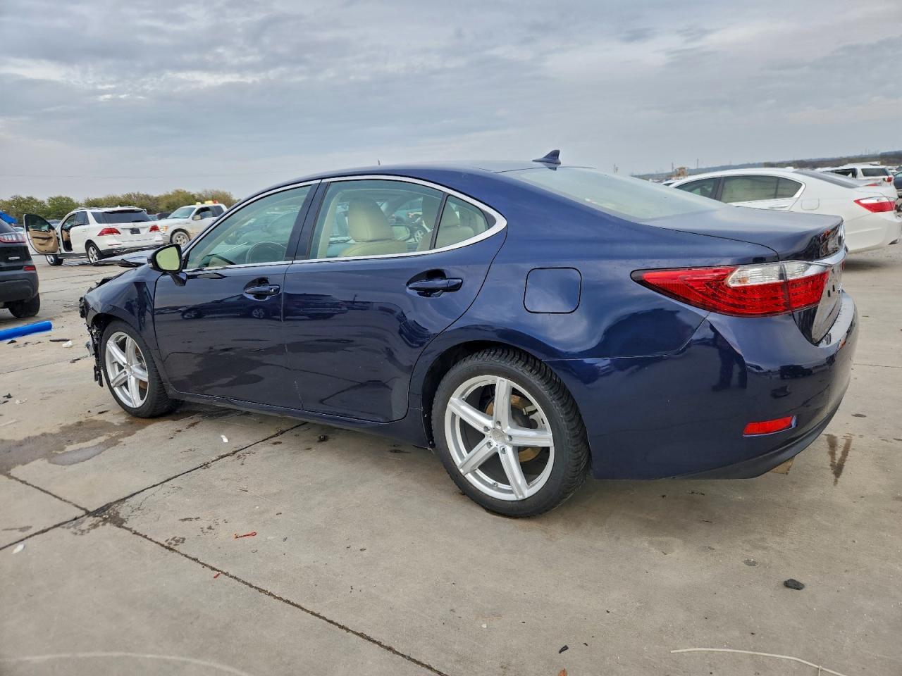 2013 LEXUS ES 350