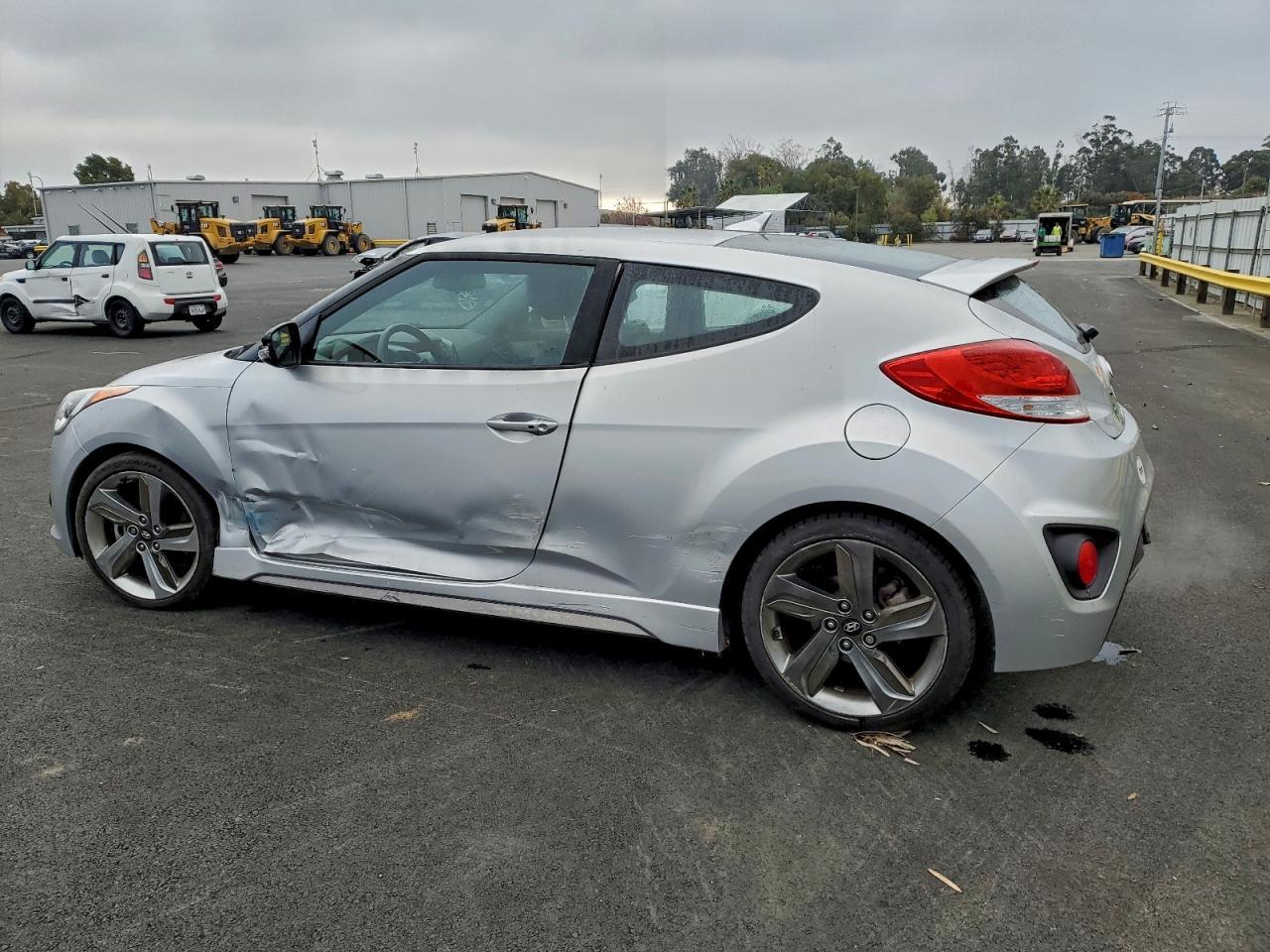 2015 HYUNDAI VELOSTER