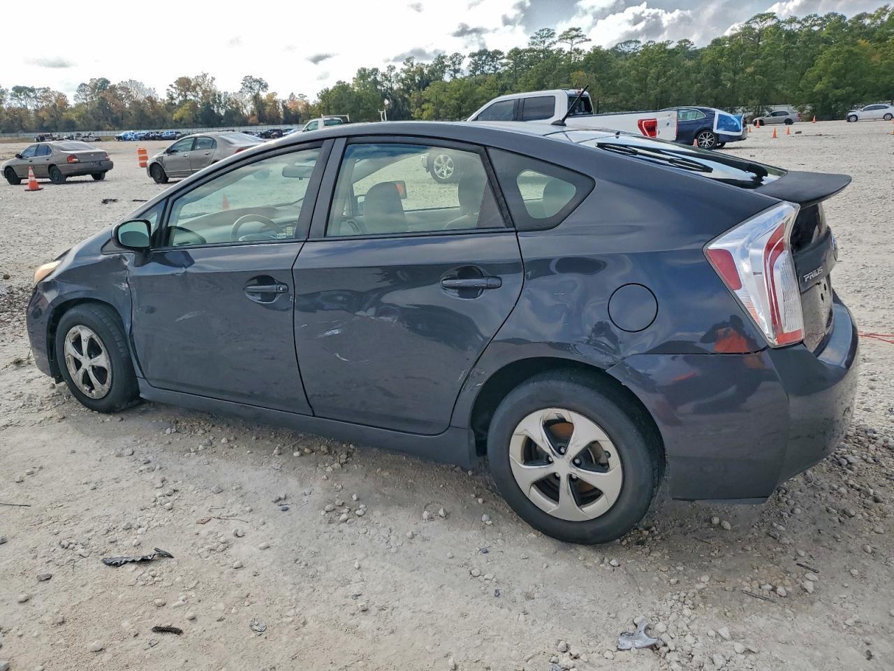 2015 TOYOTA PRIUS