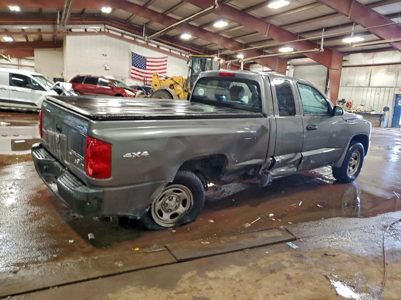 2011 DODGE Dakota