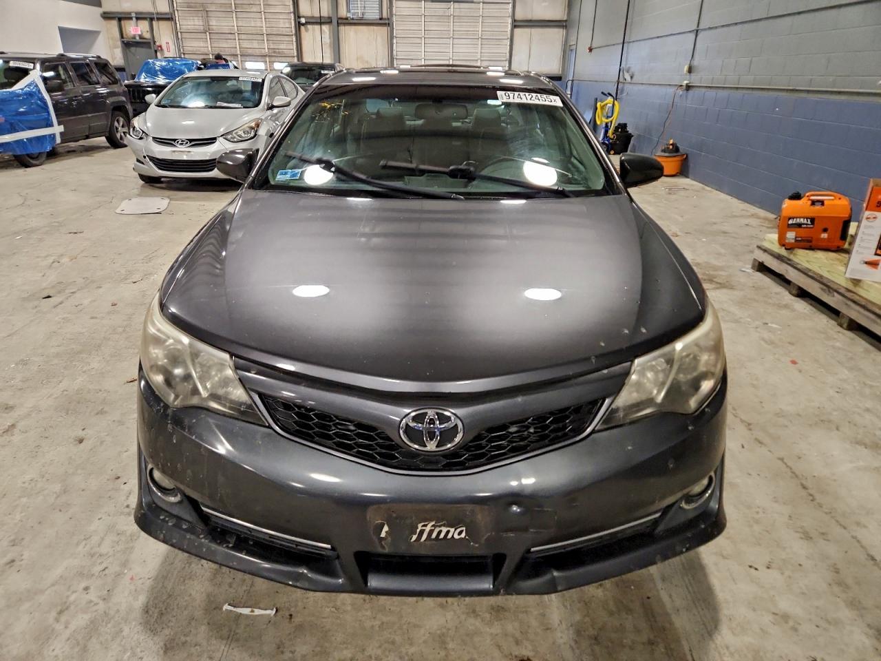 2012 TOYOTA CAMRY