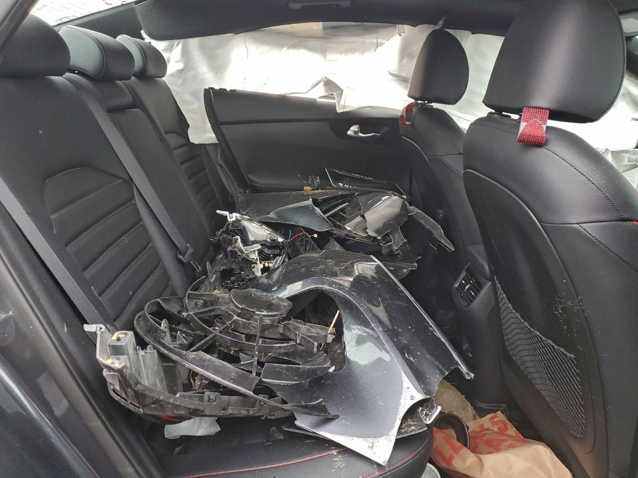 2023 KIA FORTE