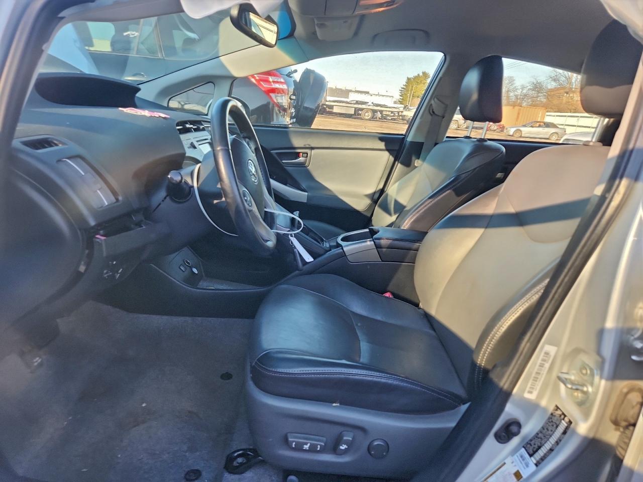 2013 TOYOTA PRIUS