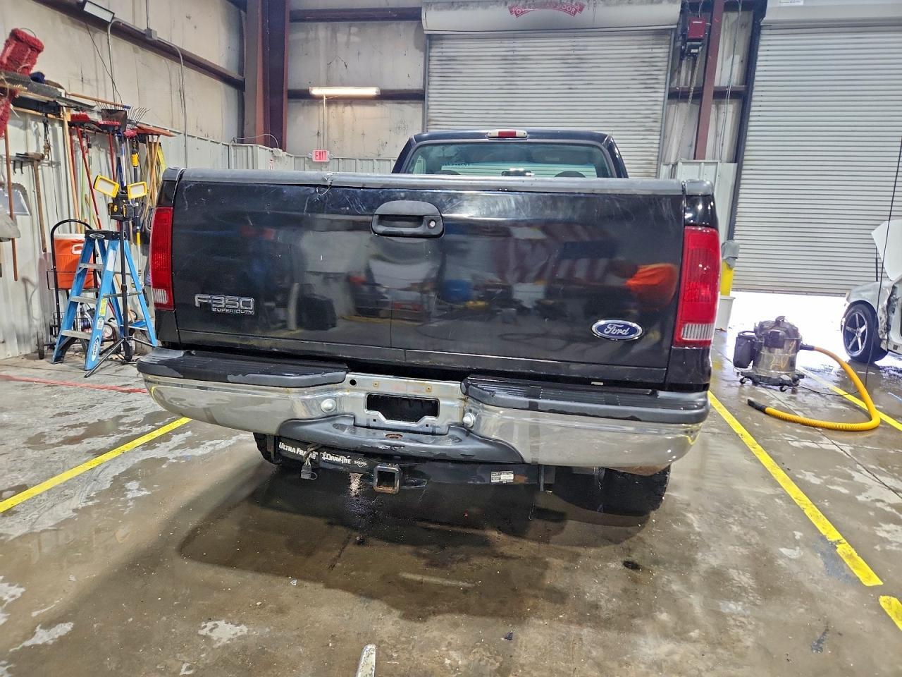 2000 FORD F-350