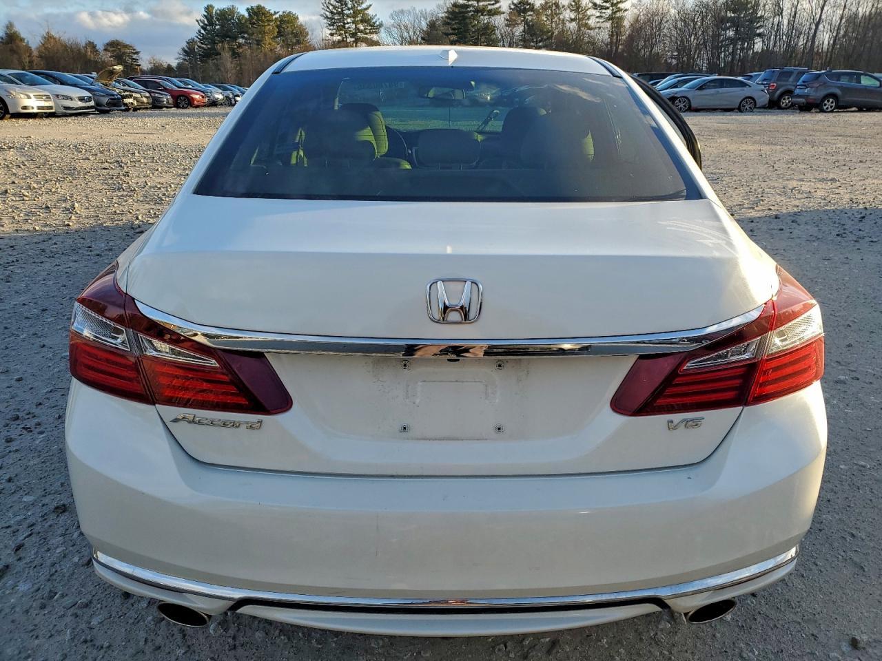 2017 HONDA ACCORD