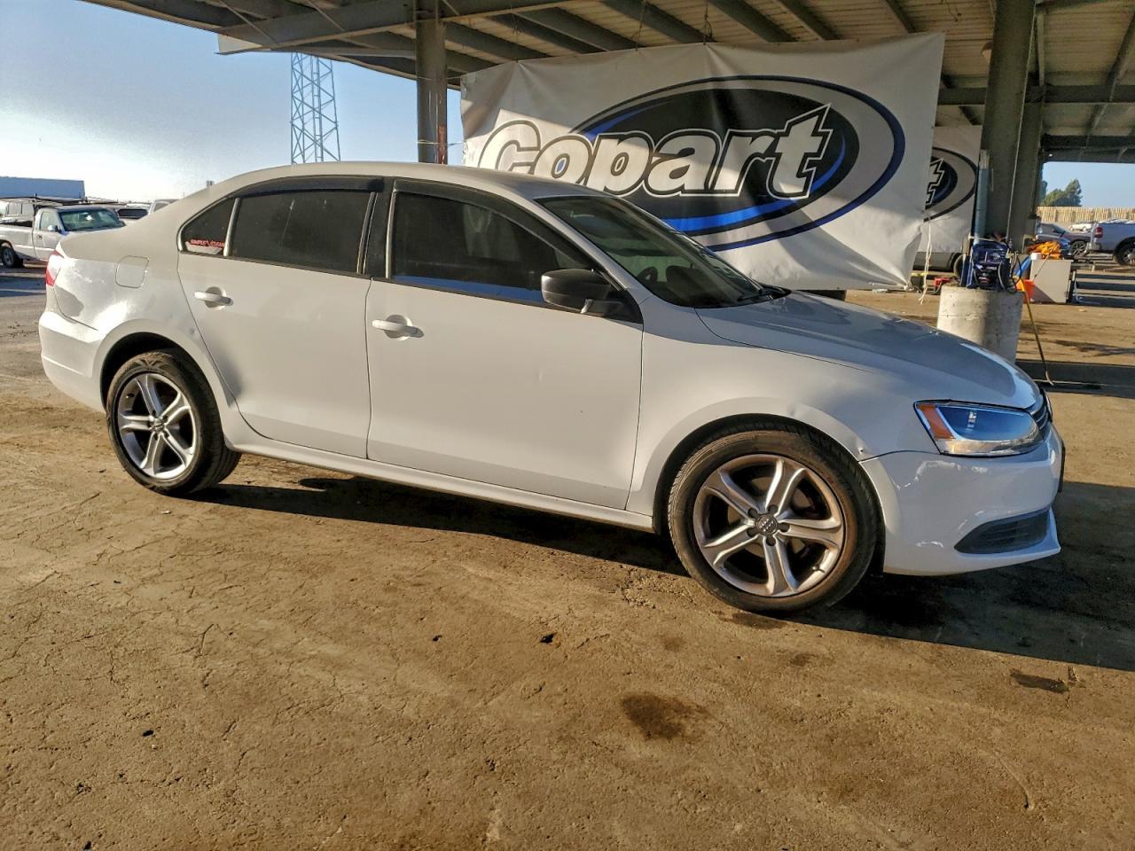 2011 VOLKSWAGEN JETTA