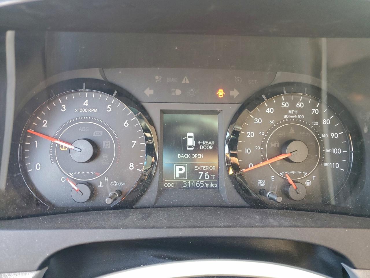 2016 TOYOTA SIENNA