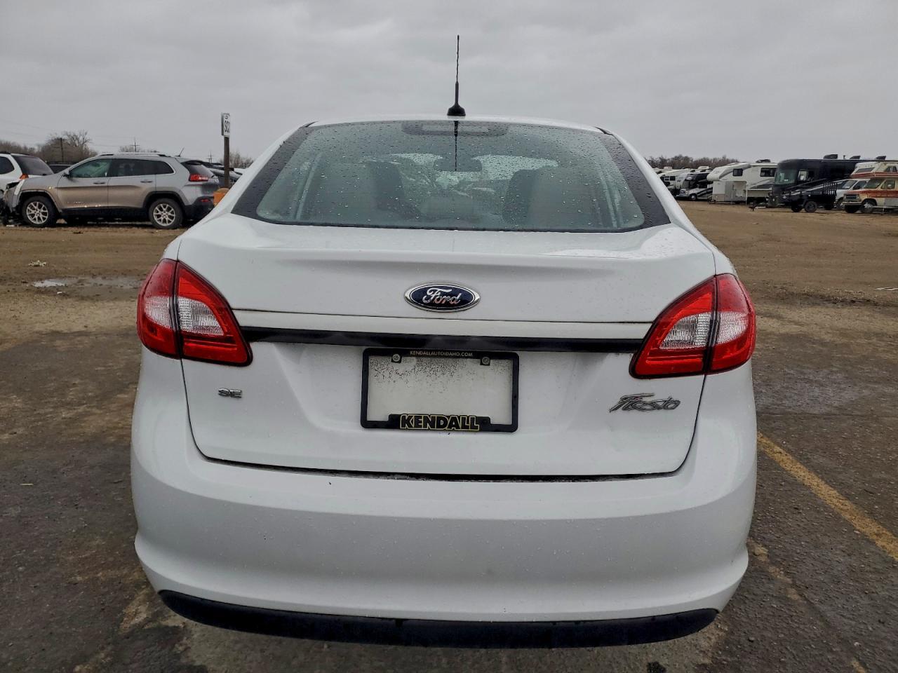 2013 FORD Fiesta