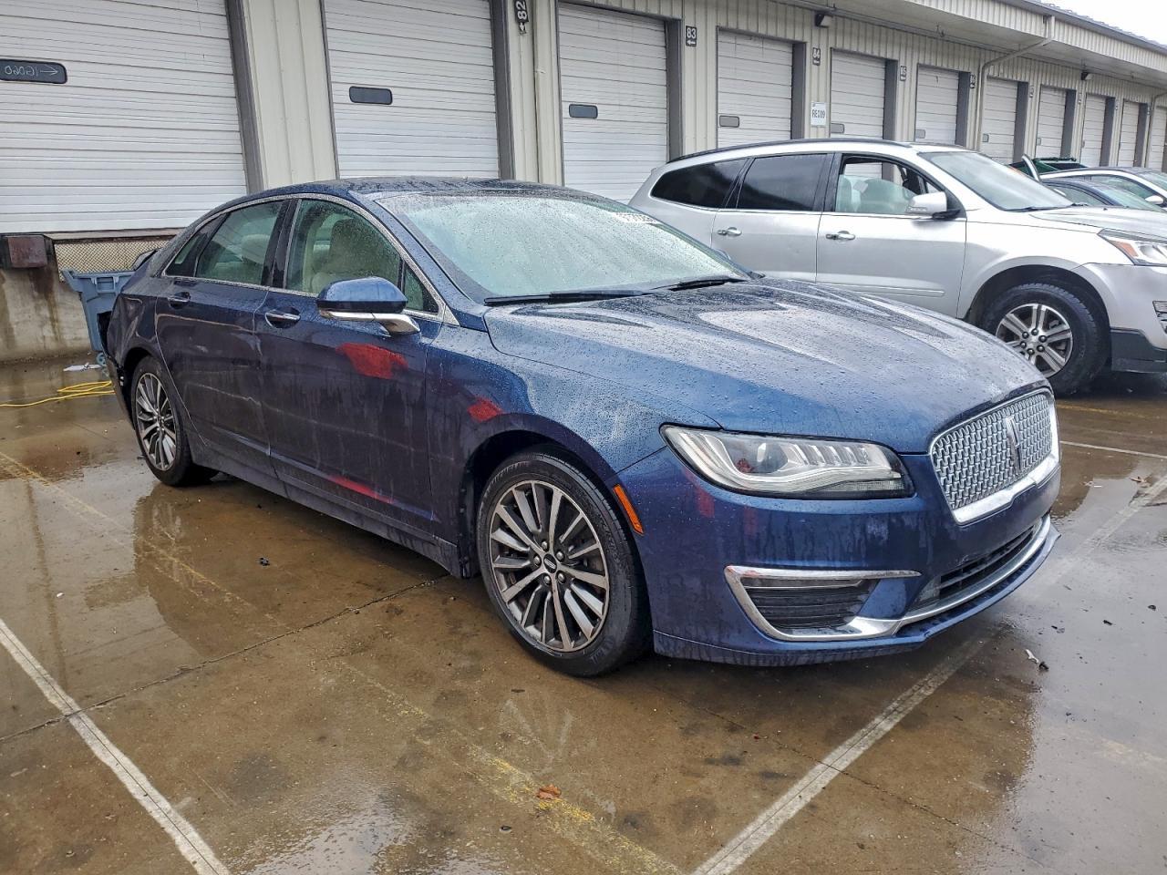 2017 LINCOLN MKZ