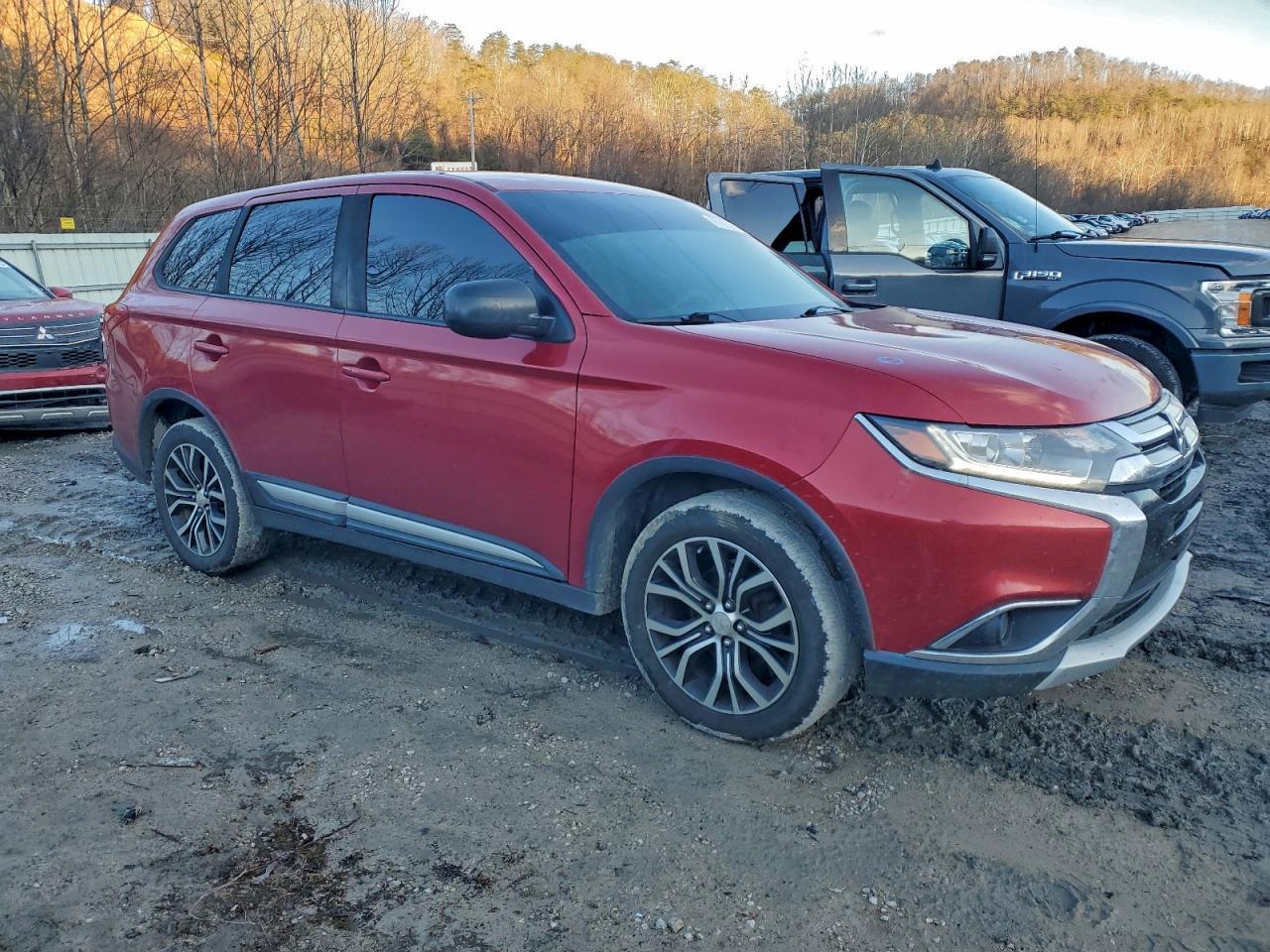 2018 MITSUBISHI outlander