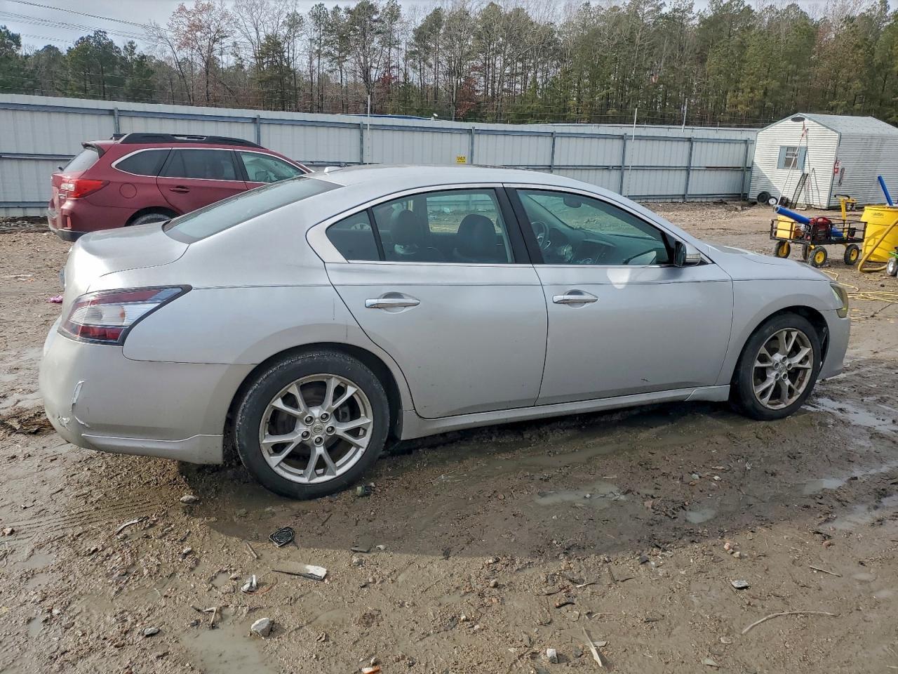 2012 NISSAN Maxima