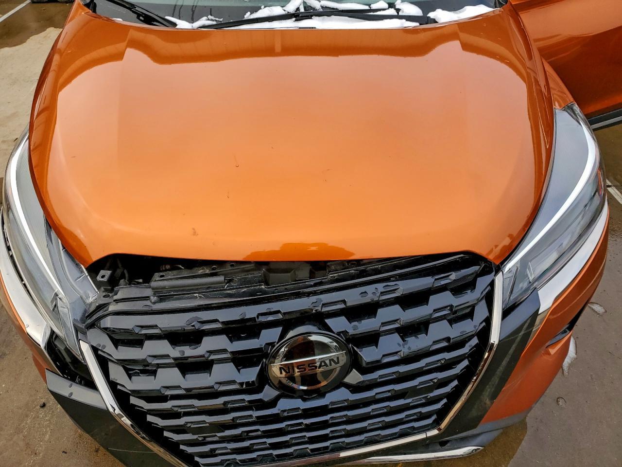 2021 NISSAN KICKS