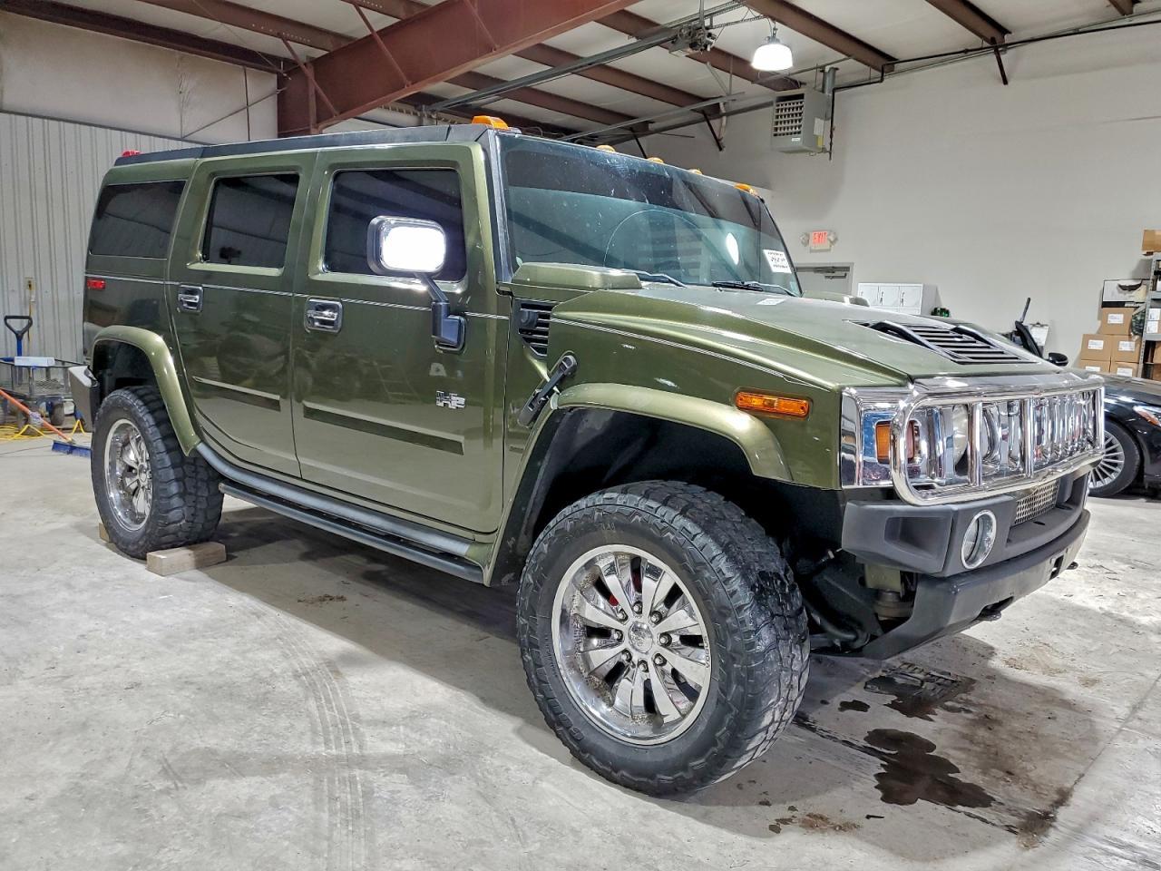 2004 HUMMER H2
