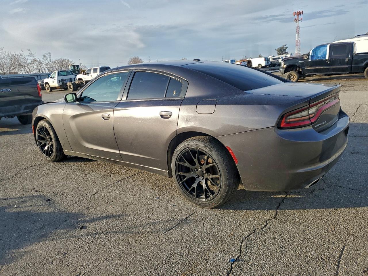 2015 DODGE CHARGER
