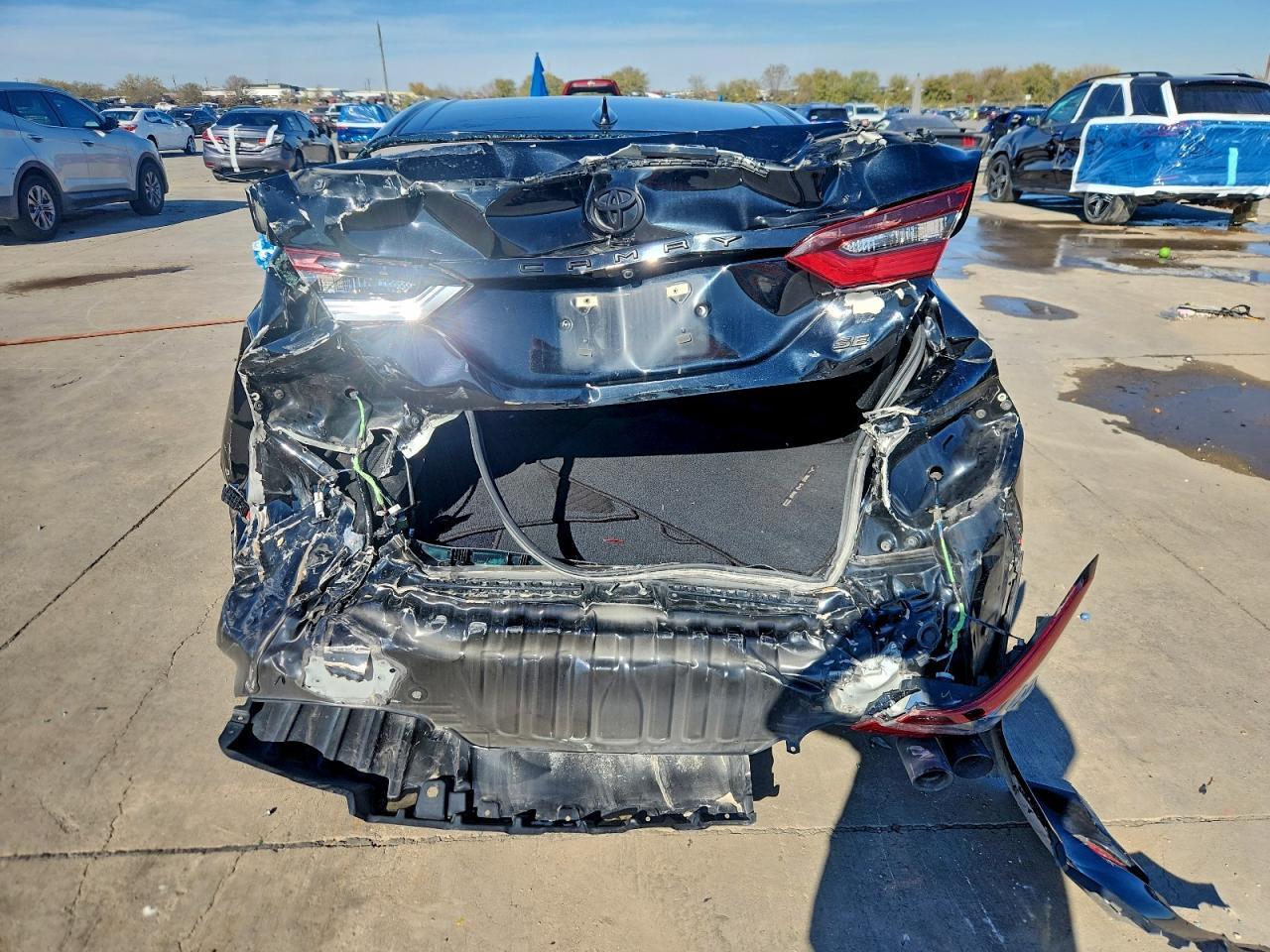 2023 TOYOTA CAMRY