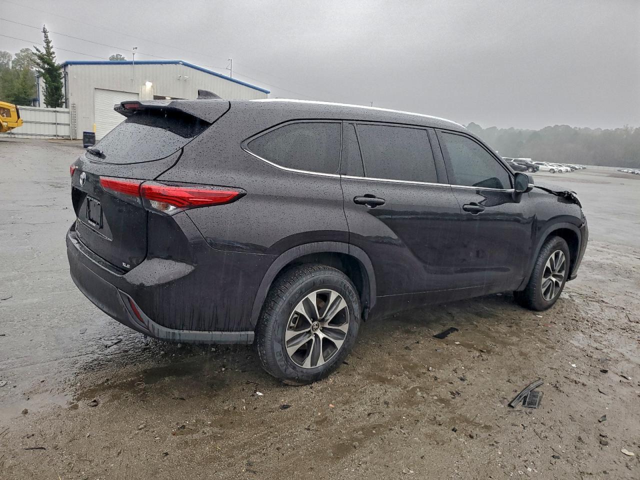 2020 TOYOTA HIGHLANDER