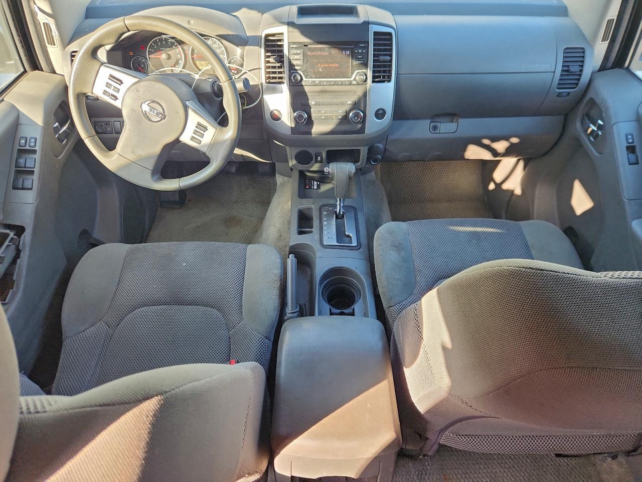 2016 NISSAN Frontier