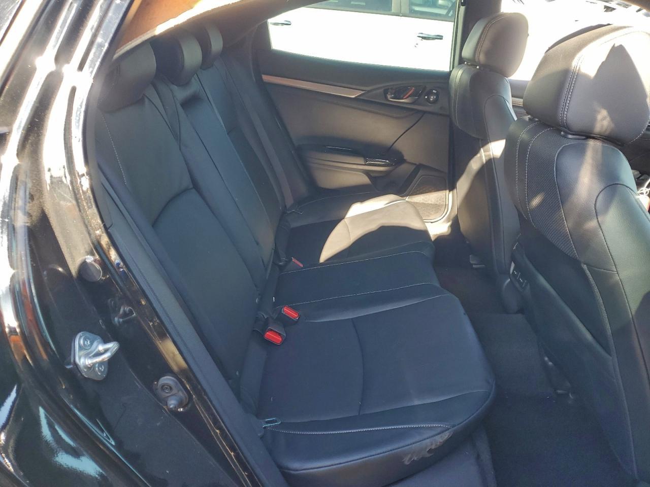 2018 HONDA CIVIC