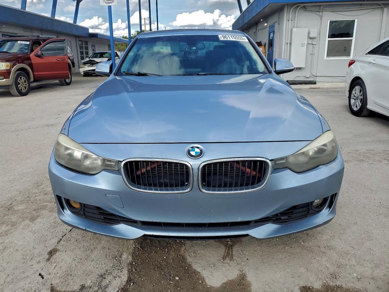 2013 BMW 3 SERIES