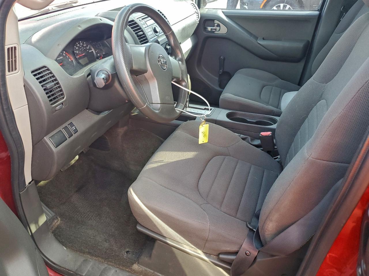 2012 NISSAN Frontier