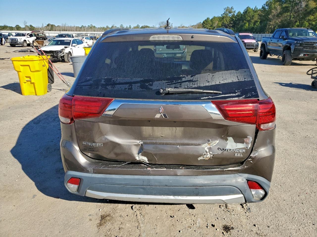 2016 MITSUBISHI outlander