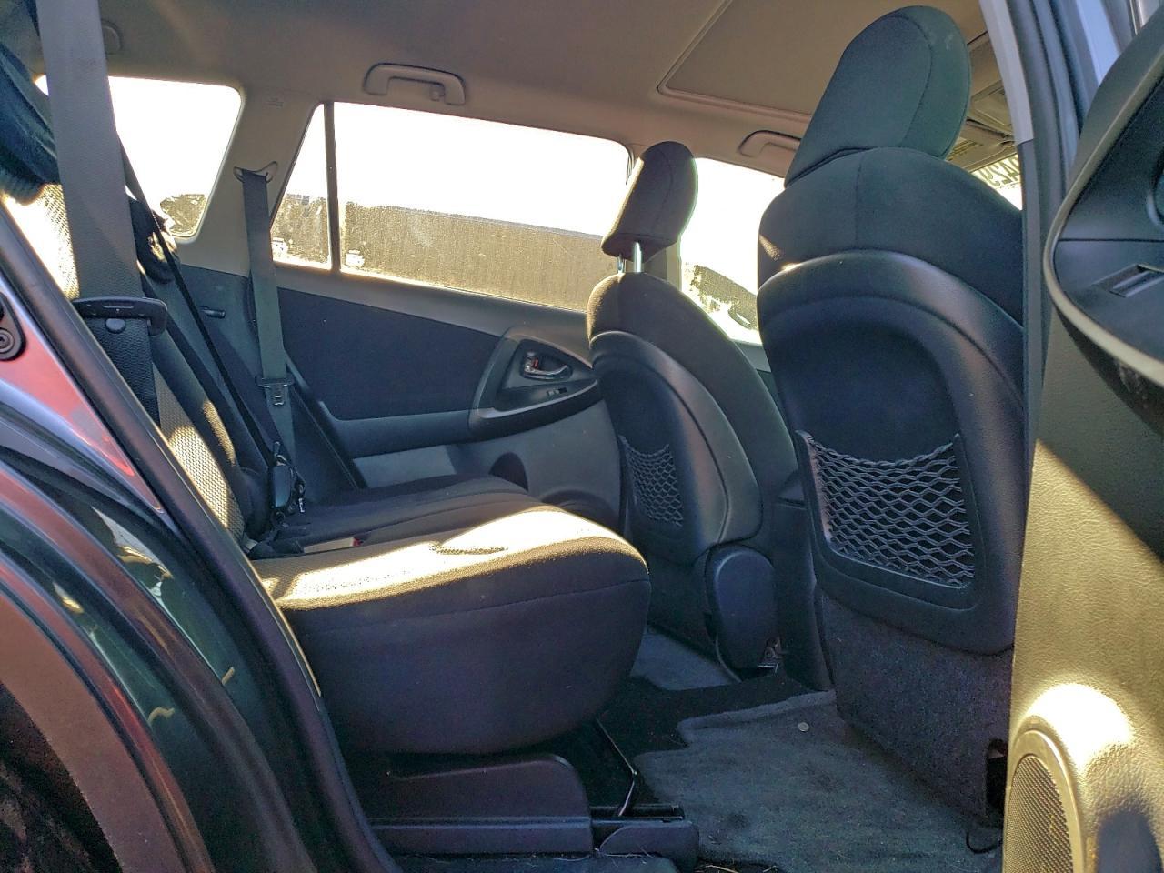 2011 TOYOTA RAV4