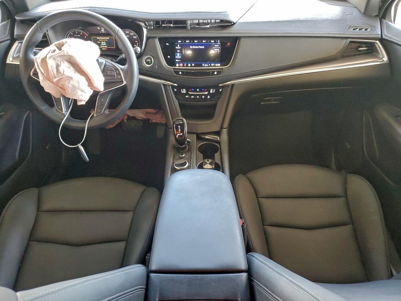 2025 CADILLAC XT5