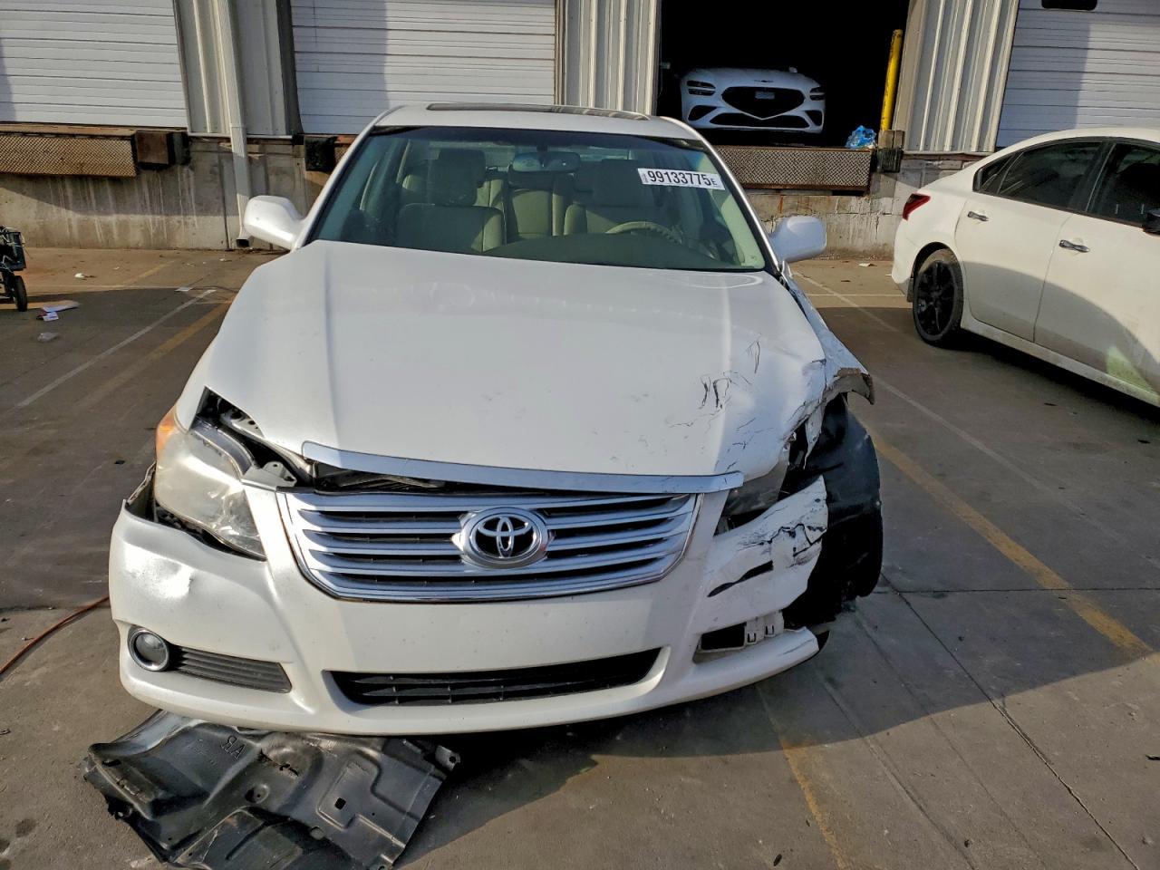 2009 TOYOTA Avalon