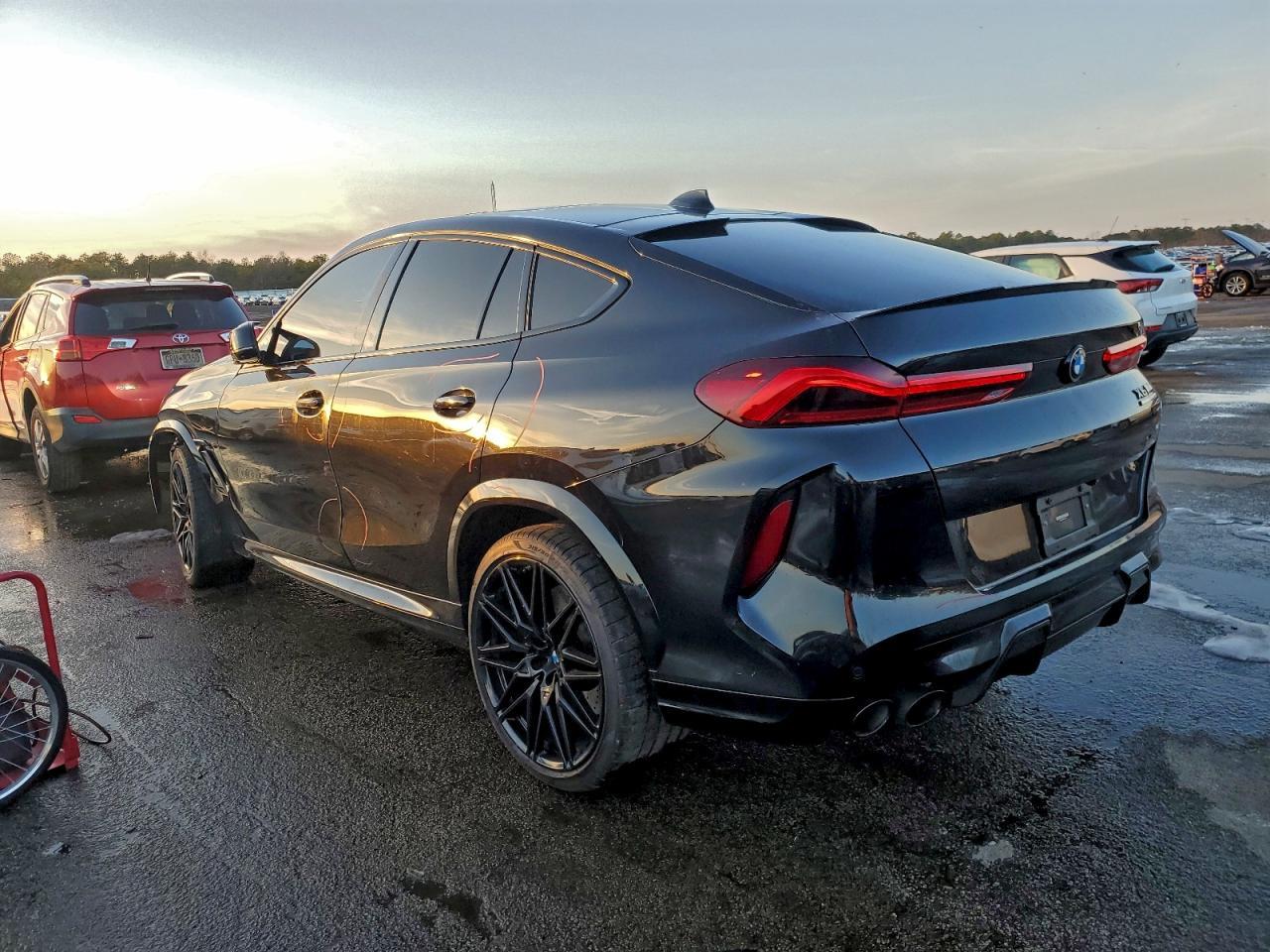 2022 BMW X6