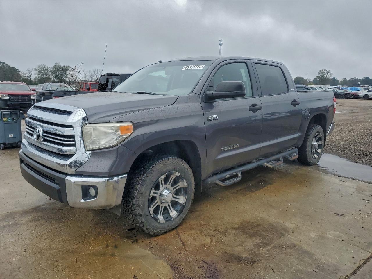 2017 TOYOTA TUNDRA