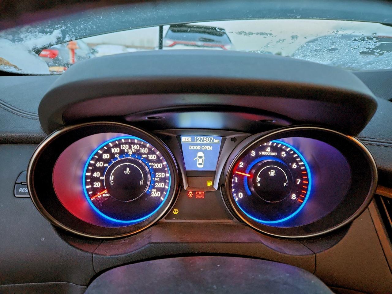 2013 HYUNDAI GENESIS