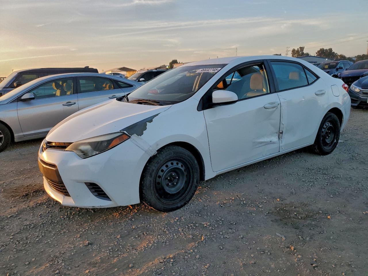 2016 TOYOTA COROLLA