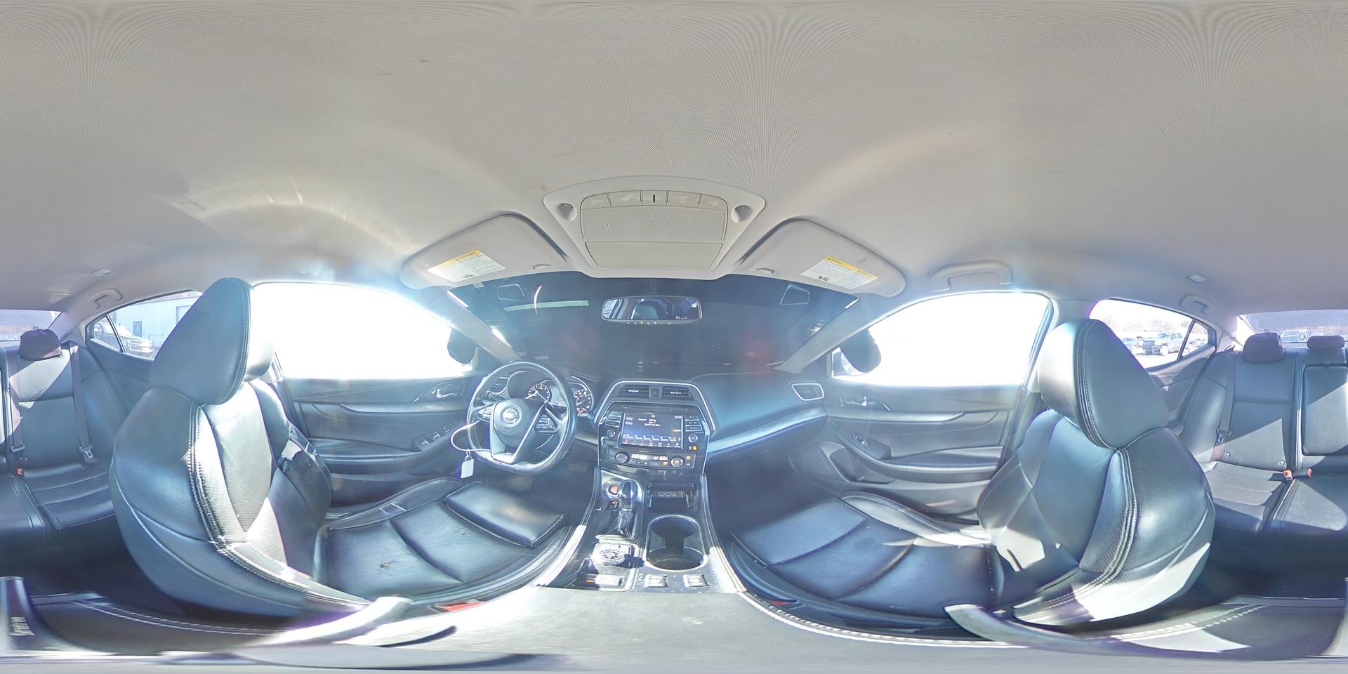 2017 NISSAN Maxima