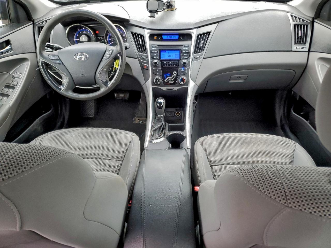 2013 HYUNDAI SONATA