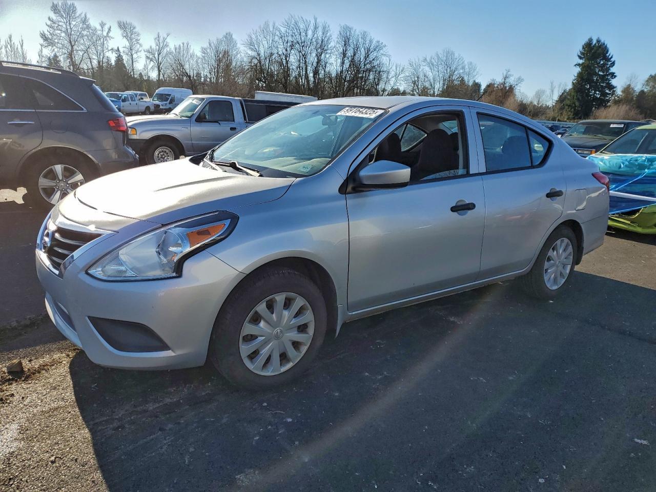 2017 NISSAN VERSA
